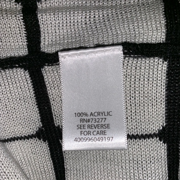 Candies Knit Skirt - Picture 6 of 6